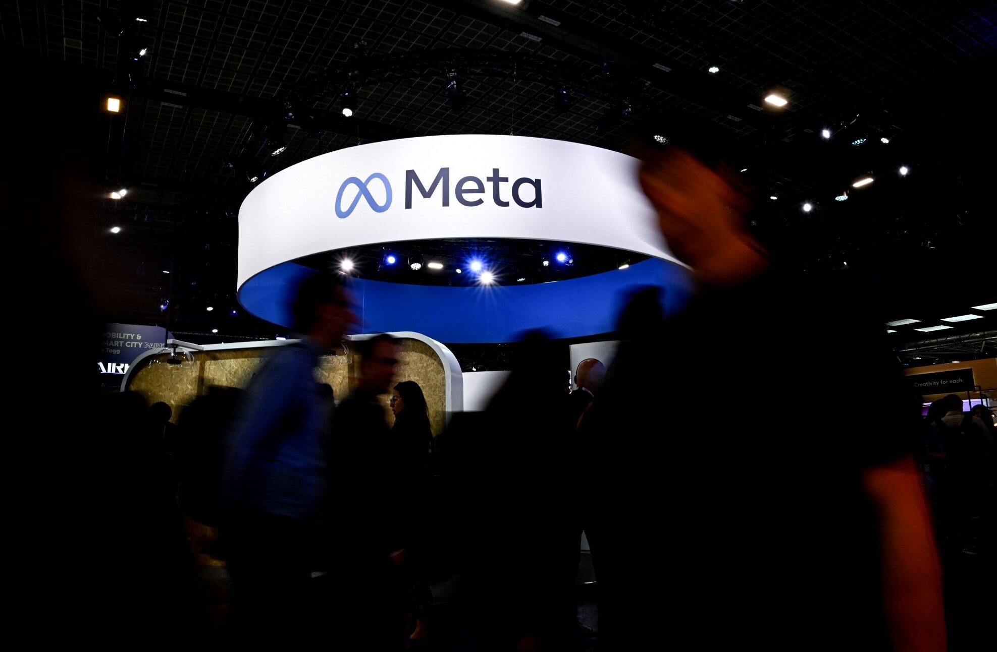 Meta lancar model AI baharu, Llama 3
