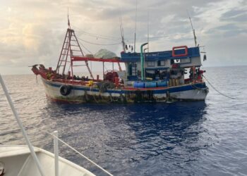 Harga ikan boleh melonjak sampai sekali ganda jika isu pencerobohan nelayan asing tidak ditangani. - Gambar hiasan