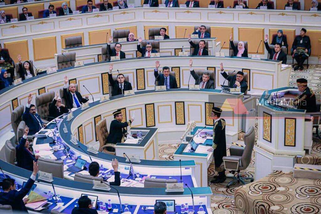 ADUN Rembia undi berkecuali usul kerajaan negeri