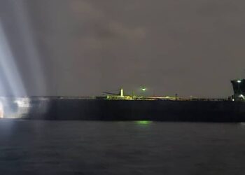 KAPAL MT Ceres I berjaya ditemukan di kedudukan 28 batu nautika timur laut Pulau Tioman.