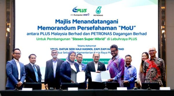 PLUS, Petronas Dagangan bangunkan stesen super hidbrid