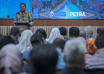 AKMAL NASRULLAH MOHD NASIR