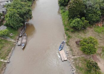 KEADAAN Sungai Golok di sempadan Malaysia-Thailand di Kelantan.