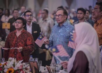 AZALINA Othman Said ketika dalam majlis perasmian sambutan 100 tahun Jabatan Insolvensi di Putrajaya. - UTUSAN/FAIZ ALIF ZUBIR