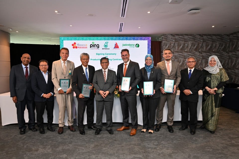Petronas anugerah tiga kontrak perkongsian pengeluaran MBR+