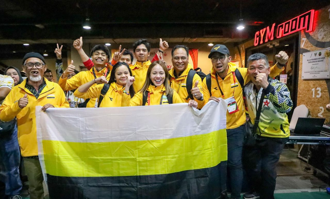 Magis Fifah tamat badi emas 18 tahun boling Perak