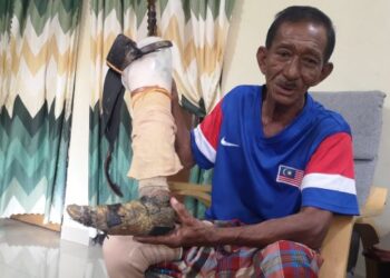 SULAIMAN Maarof ketika ditemui di rumahnya di Rumah Rakyat Kampung Panchor, Seremban. – UTUSAN/NUR SHARIEZA ISMAIL