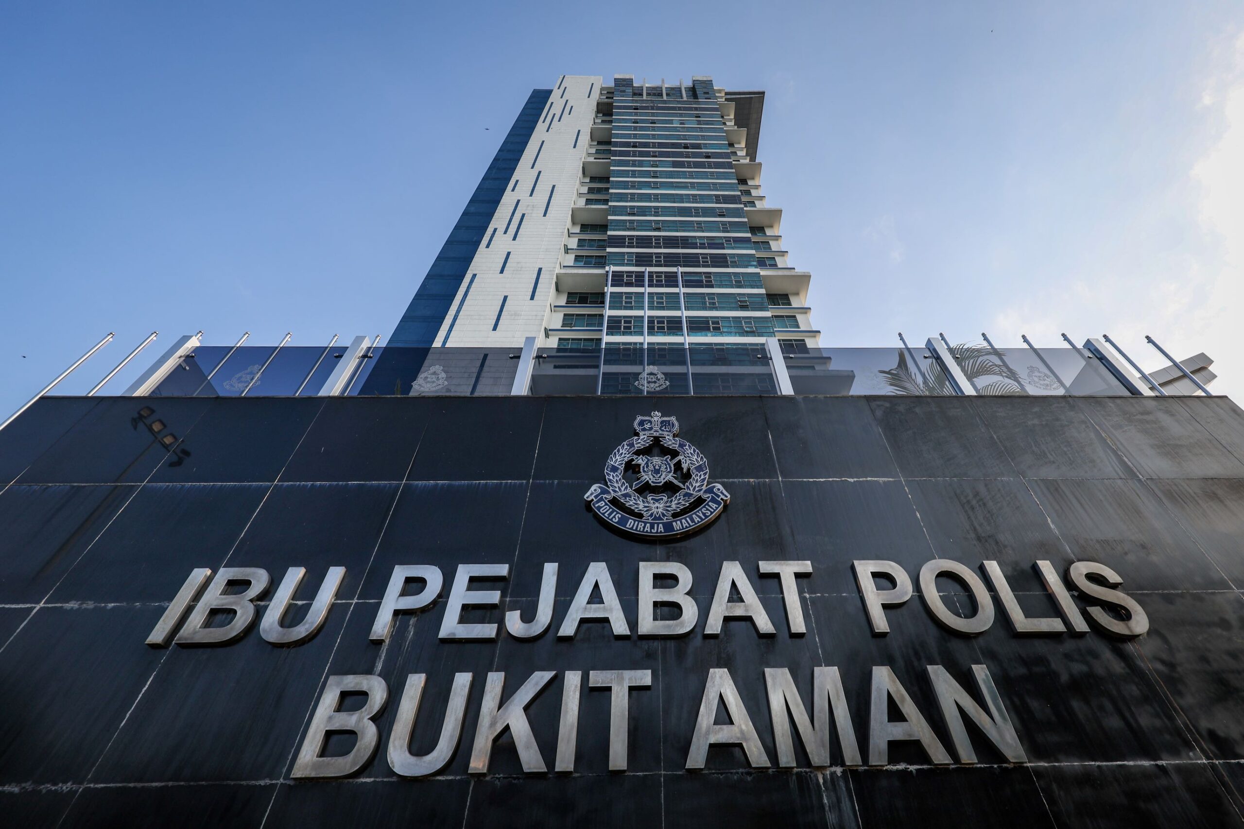 Empat penculik maut ditembak