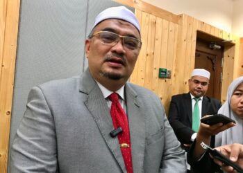 MOHAMAED Fadzli Hassan.