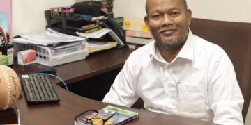 Prof Madya Dr Zulakbal Abd Karim