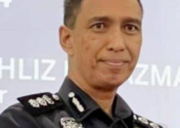 RAIZ MUKHLIZ AZMAN AZIZ