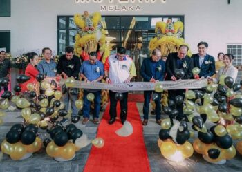 AB. RAUF Yusoh merasmikan Penjualan Projek Kondominium Kota Syahbandar di Kota Laksamana, Melaka.