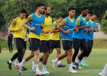 SKUAD Harimau Malaya perlu menilai semula prestasi pemain warisan sedia ada berdasarkan persembahan mereka dalam aksi antarabangsa. - IHSAN FAM