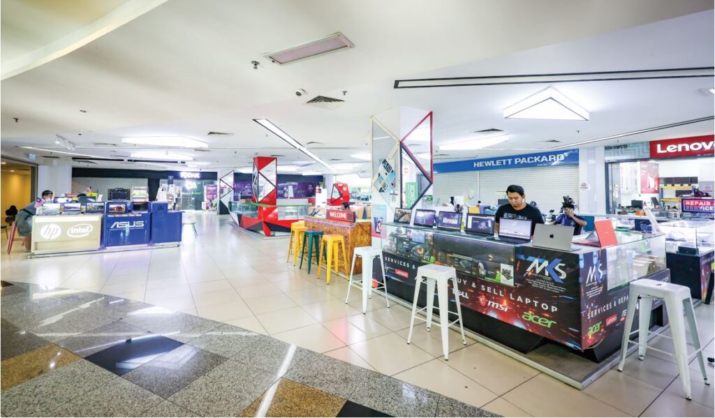 Alih Mara Digital Mall ke aras bawah Alih Mara Digital Mall ke aras bawah