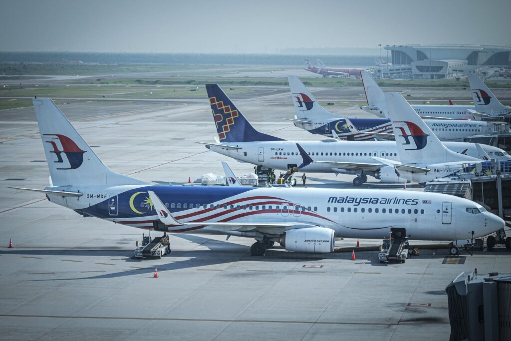 UTU TINJAUANMALAYSIAAIRLINES MAS 002