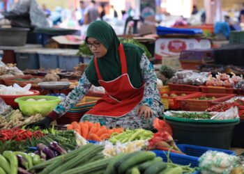 PASAR Siti Khadijah, Kota Bharu antara salah satu tarikan pelancong ke Kelantan-UTUSAN/KAMARUL BISMI KAMARUZAMAN