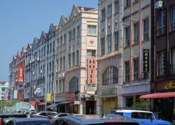 kebanyakan hotel di Melaka menawarkan waktu penginapan sekurang-kurangnya 21 jam sehari. – UTUSAN/SYAFEEQ AHMAD