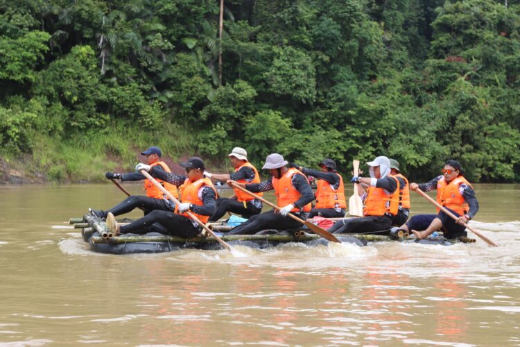 Lumba Rakit Taman Negara produk pelancongan ekologi Pahang