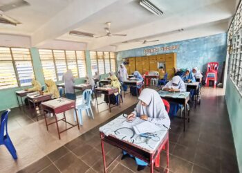 Sejumlah 402,956 orang calon peperiksaan Sijil Pelajaran Malaysia (SPM) bakal memulakan sesi peperiksaan itu secara bertulis yang akan bermula pada 2 Januari hingga 6 Februari depan.