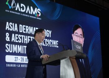 KO Chung Beng menyampaikan ucaptama dalam persidangan ADAMS 2024 di Petaling Jaya, Selangor baru-baru ini.