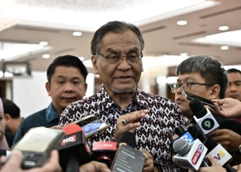 DZULKEFLY AHMAD