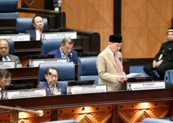 MEMBUBARKAN Dewan Undangan Negeri (DUN) Sabah lebih awal hanya akan menambah ketidakstabilan dan mengalihkan fokus daripada matlamat pembangunan dan kesejahteraan rakyat. -MEDIA SOSIAL