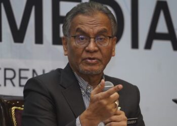 DR. DZULKEFLY AHMAD