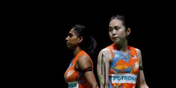 Kecederaan tersebut dipercayai berpunca daripada aksi sengit di Kejohanan Badminton Asia (BAC) 2026 yang menyaksikan prestasinya bersama M. Thinaah terjejas hingga tersingkir di peringkat suku akhir.