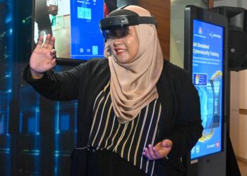 PADA 2025, perlumbaan global ke arah literasi kecerdasan buatan (AI) akan lebih cepat dan pelajar Malaysia perlu diperkasakan dengan pendidikan yang mudah diakses dan transformatif untuk berjaya dalam dunia yang dikuasakan teknologi.