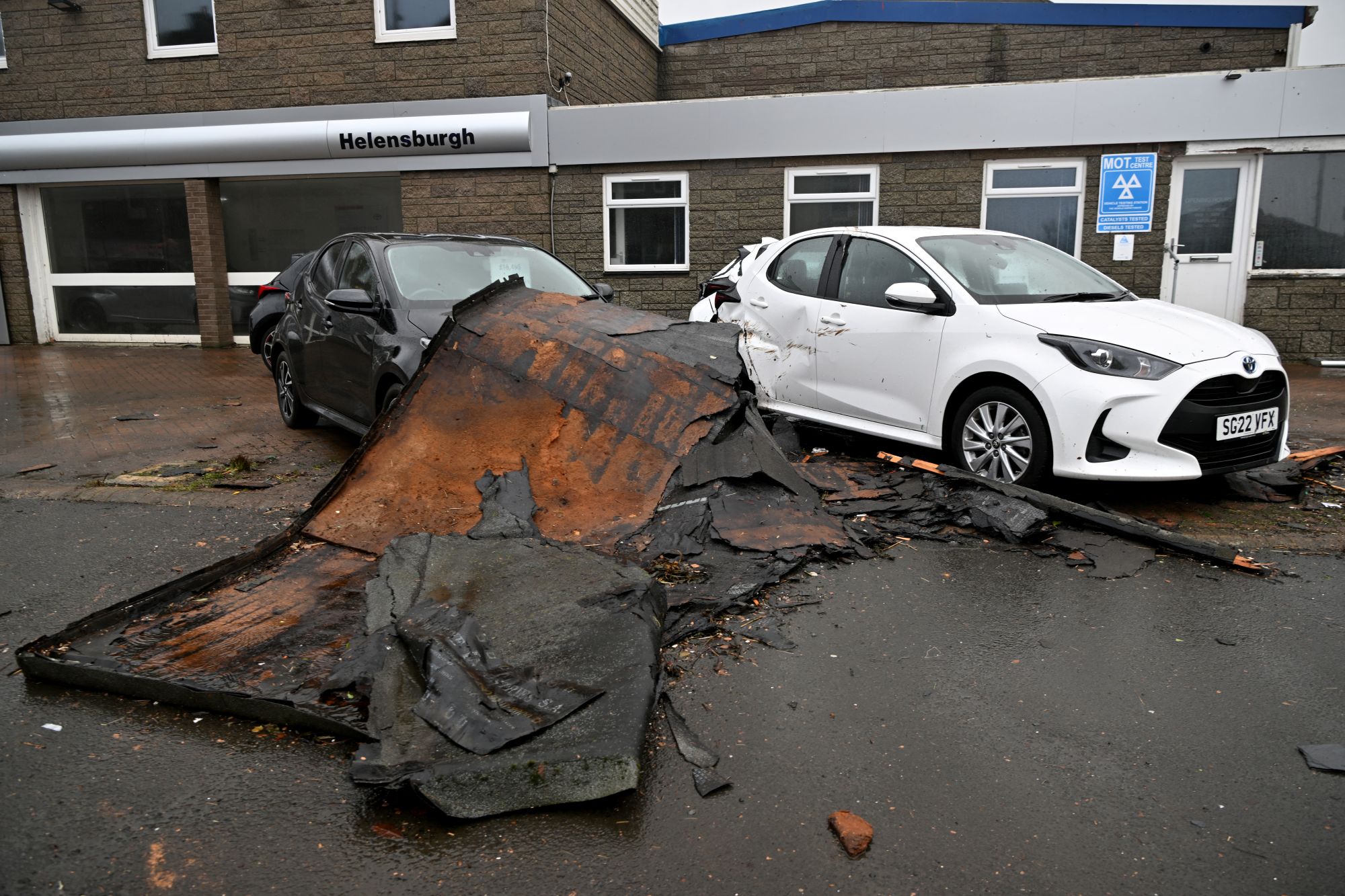 Ribut Eowyn cetus kemusnahan terburuk di UK