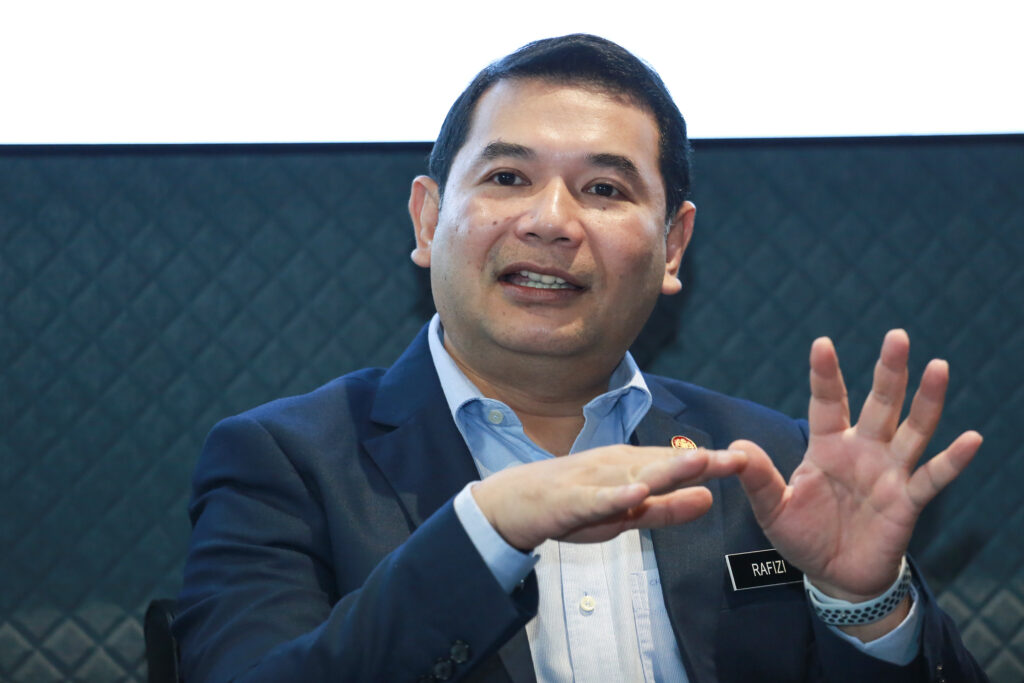 Tengku Maimun, Abang Iskandar wajar disambung perkhidmatan – Rafizi 1 AF13062023 07