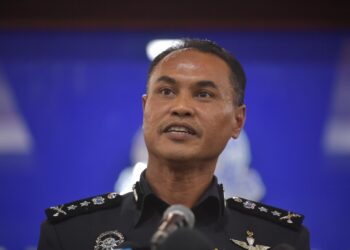 AZRY AKMAR AYOB
