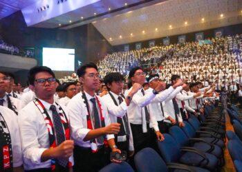 Universiti seharusnya kekal neutral dan menjadi ruang bebas bagi perbincangan akademik tanpa menyokong sebarang agenda politik pihak tertentu secara eksklusif. -GAMBAR HIASAN