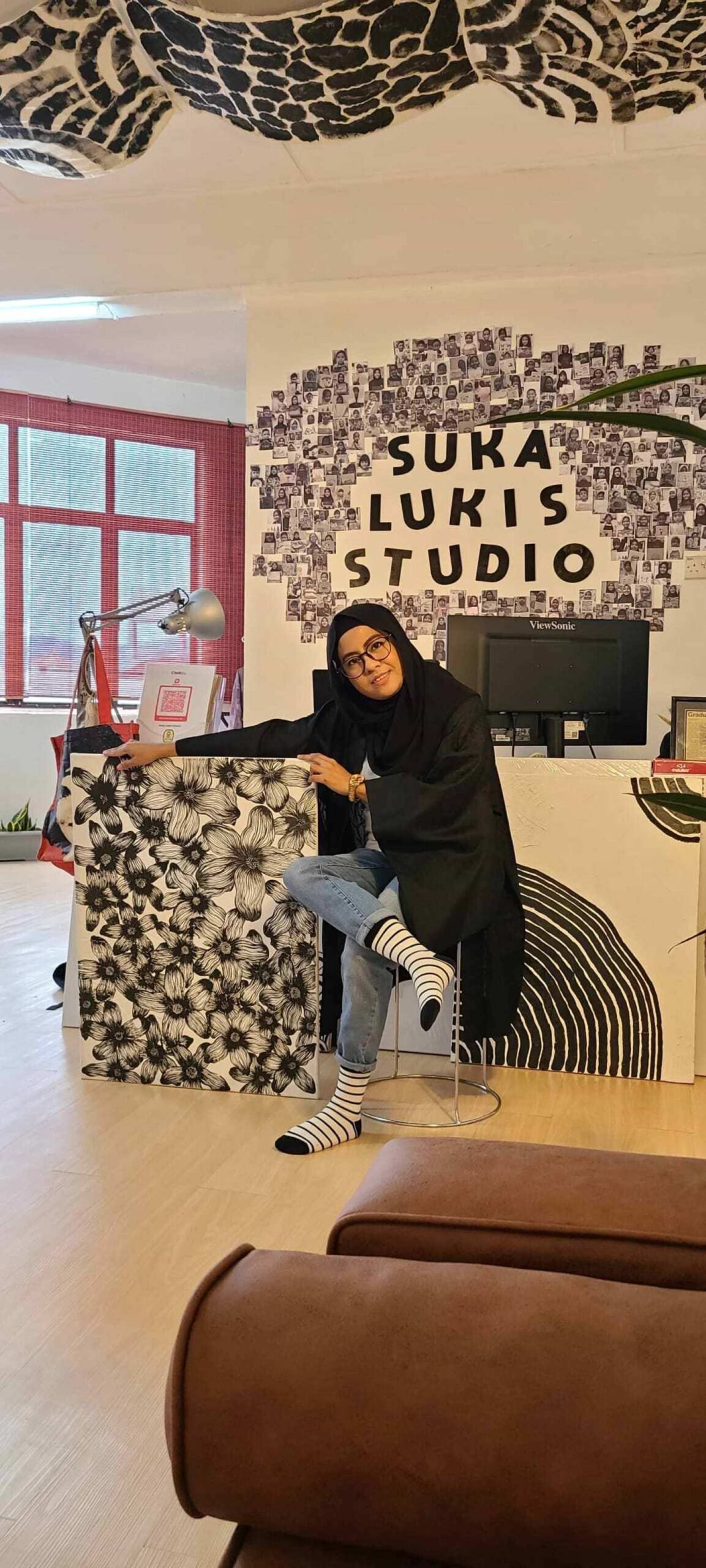 Usia 10 tahun sudah mula jual lukisan