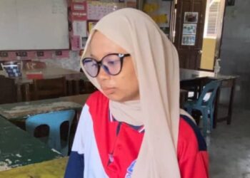 NUR FAKHIRA DANIA Zahir yang dilaporkan hilang pada 12 Februari ditemukan selamat di rumah seorang wanita warga emas di kaki Gunung Lambak, Kluang.