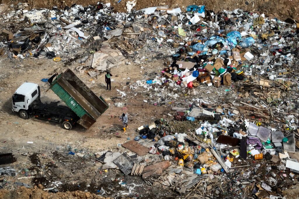 Sampah kampung