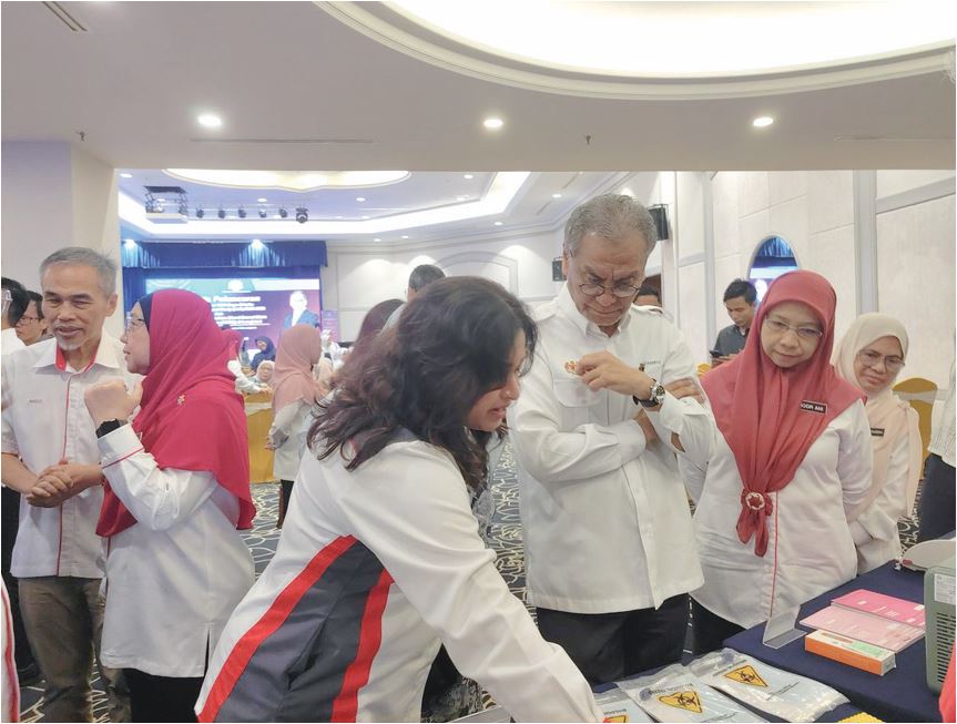 Hentikan iklan gula-gula gummy dalam talian