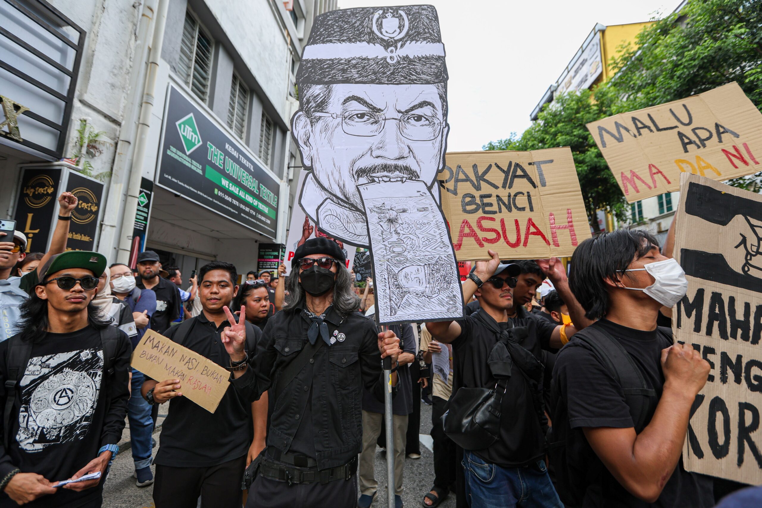 Adakah perlu pendekatan baharu tangani rasuah?