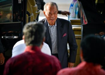 PRESIDEN Bersatu, Tan Sri Muhyiddin Yassin ketika hadir untuk sebutan kes berkaita Akta Hasutan yang dihadapinya di Mahkamah Tinggi Kuala Lumpur. PIX: Saddam Yusof
