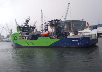 ARMADA 78 06 milik syarikat kapal robotik Ocean Infinity sudah berada di selatan Lautan Hindi dalam usaha
mencari bangkai pesawat MH370 yang dipercayai terhempas di kawasan tersebut.