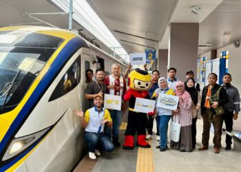 Perkhidmatan ETS KTMB secara rasmi beroperasi dari dan ke Stesen Segamat - Padang Besar bermula hari ini.