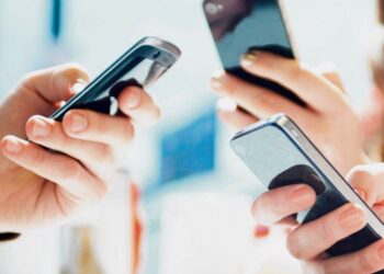 MEDIA  sosial sepatutnya menjadi platform untuk menyebarkan kebaikan, menyatukan ummah dan memperkukuh keharmonian negara. - GAMBAR HIASAN