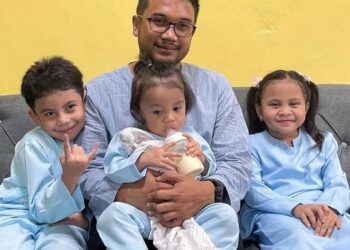 Muhd Taufiq bersama anak-anak arwah kakaknya yang dikongsikan di Facebooknya