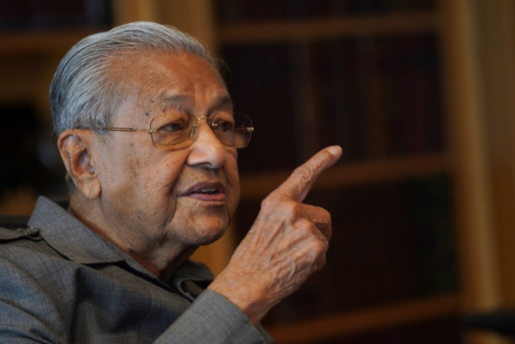 ‘Najib perlu mohon maaf secara terbuka jika mahu aktif semula dalam politik’