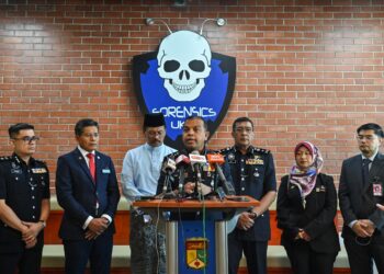 DATUK Seri Ayob Khan
