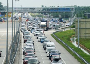 MEMATUHI setiap peraturan jalan raya merupakan cara mudah dan selamat untuk sampai ke destinasi sempena sambutan Aidilfitri ini.
