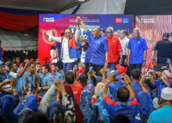 PKR perlu belajar daripada UMNO walaupun parti itu pada ketika ini berada dalam beberapa fasa cabaran, namun mereka tidak  berputus asa untuk kembali ke arus perdana politik dan mendapatkan semula sokongan pengundi Melayu.