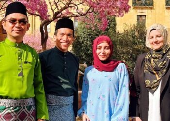 DARI kiri: Ahmad Soffian Jemadi, Johan Arief Jaafar, Lilian Alawar dan Manal Shaheen dari Birut, Lubnan.