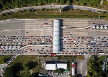 SISTEM tol yang masih menggunakan palang mempunyai kekangan yang boleh menjejaskan kelancaran trafik.