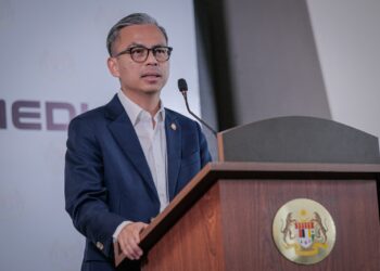 FAHMI FADZIL